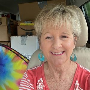 Meet your Posher, Lee